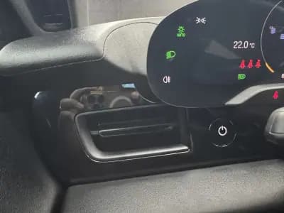 Vendo Porsche Taycan 2021 - 67000 EUR, 60000 km - AUTO.MOTO.pt