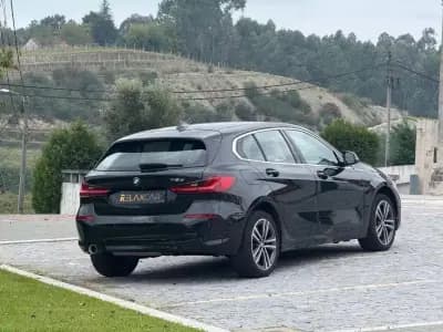 Vendo BMW 116 2023 - 23499 EUR, 87500 km - AUTO.MOTO.pt