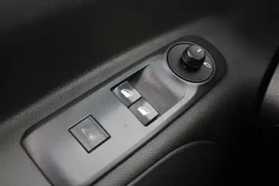 Vendo Peugeot Partner 2022 - 10976 EUR, 135000 km - AUTO.MOTO.pt