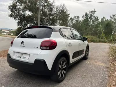 Vendo Citroën C3 2021 - 11990 EUR, 120370 km - AUTO.MOTO.pt