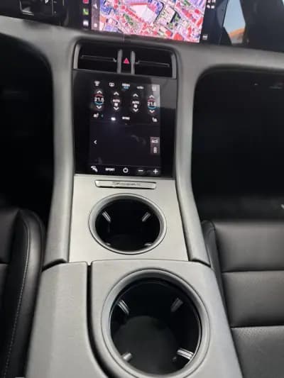 Vendo Porsche Taycan 2021 - 67000 EUR, 60000 km - AUTO.MOTO.pt