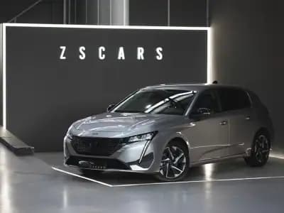 Vendo Peugeot 308 2024 - 26990 EUR, 16000 km - AUTO.MOTO.pt