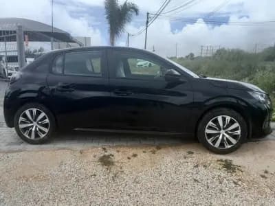 Vendo Peugeot 208 2020 - 13900 EUR, 45000 km - AUTO.MOTO.pt