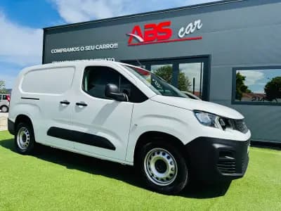 Sell Peugeot 2019 - 15000 EUR, 149000 km - AUTO.MOTO.pt