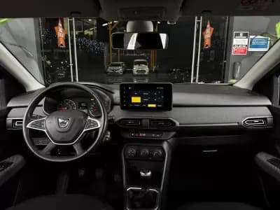 Sell Dacia Jogger 2022 - 15990 EUR, 112806 km - AUTO.MOTO.pt