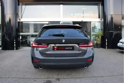 Vendo BMW 320 2020 - 27900 EUR, 126761 km - AUTO.MOTO.pt