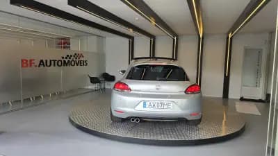 Vendo Volkswagen Scirocco 2010 - 10900 EUR, 289436 km - AUTO.MOTO.pt