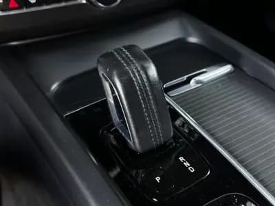 Vendo Volvo XC 60 2021 - 31990 EUR, 140750 km - AUTO.MOTO.pt