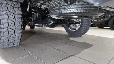 Sell Jeep Gladiator 2021 - 59900 EUR, 125181 km - AUTO.MOTO.pt