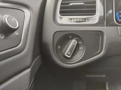 Sell Volkswagen e-Golf 2019 - 15900 EUR, 81000 km - AUTO.MOTO.pt