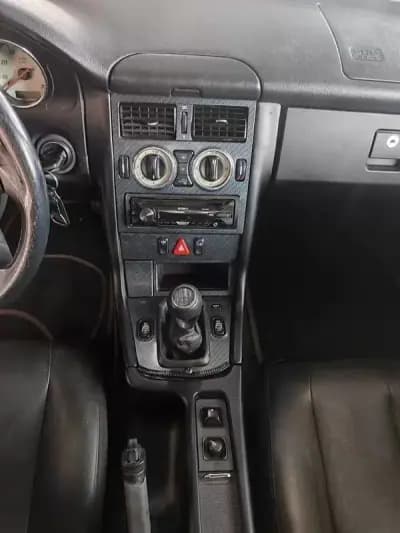 Sell Mercedes-Benz SLK 200 1999 - 8750 EUR, 220000 km - AUTO.MOTO.pt