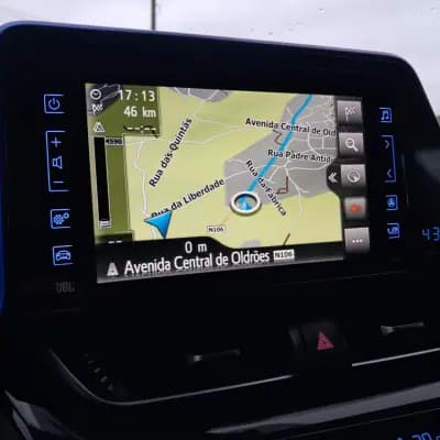 Vendo Toyota C-HR 2017 - 17450 EUR, 165400 km - AUTO.MOTO.pt