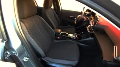 Sell Peugeot e-208 2021 - 17500 EUR, 49000 km - AUTO.MOTO.pt