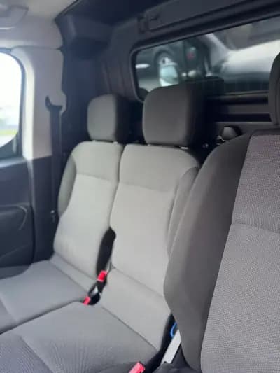 Sell Peugeot Partner 2020 - 15750 EUR, 134587 km - AUTO.MOTO.pt