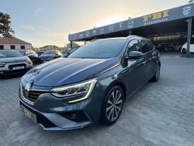 Sell Renault Mégane Sport Tourer 2021 - 21000 EUR, 62000 km - AUTO.MOTO.pt