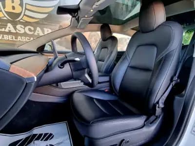 Vendo Tesla Model 3 2023 - 29500 EUR, 42831 km - AUTO.MOTO.pt