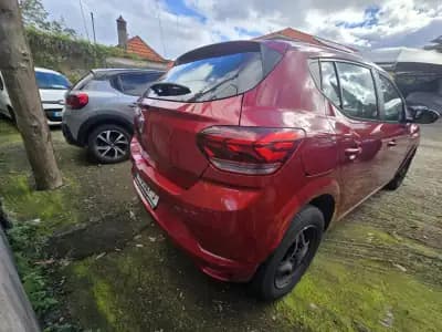 Vendo Dacia Sandero 2022 - 14950 EUR, 70100 km - AUTO.MOTO.pt
