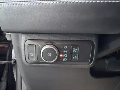 Vendo Ford Mustang Mach-E 2021 - 28990 EUR, 118000 km - AUTO.MOTO.pt