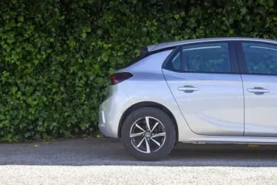 Vendo Opel Corsa 2024 - 15250 EUR, 55500 km - AUTO.MOTO.pt