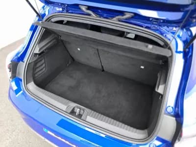 Sell Renault Clio 2024 - 21900 EUR, 57020 km - AUTO.MOTO.pt