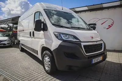 Sell Peugeot Boxer 335 L3H2 BLUEHDI 130 PREMIUM 2019 - 18700 EUR, 208000 km - AUTO.MOTO.pt
