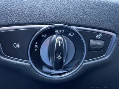 Vendo Mercedes-Benz CLE 200 2019 - 45500 EUR, 62253 km - AUTO.MOTO.pt