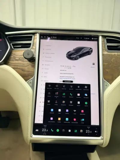 Vendo Tesla Model S 2018 - 23500 EUR, 183000 km - AUTO.MOTO.pt