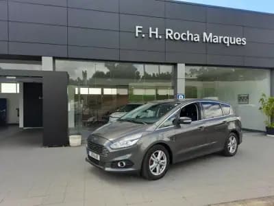 Vendo Ford S-Max 2016 - 17750 EUR, 151186 km - AUTO.MOTO.pt