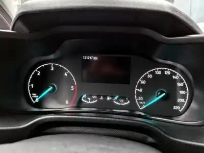 Vendo Ford Transit Connect 2019 - 13750 EUR, 121000 km - AUTO.MOTO.pt