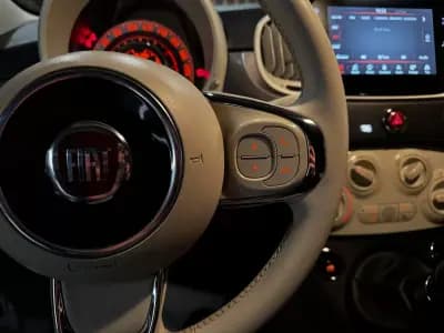 Sell Fiat 500C 2021 - 12990 EUR, 108900 km - AUTO.MOTO.pt