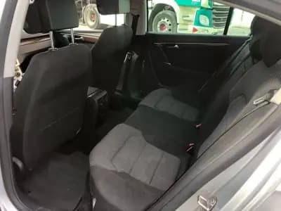 Vendo Volkswagen Passat 2014 - 12750 EUR, 140000 km - AUTO.MOTO.pt