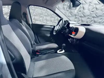 Vendo Renault Twingo 2023 - 16990 EUR, 16461 km - AUTO.MOTO.pt