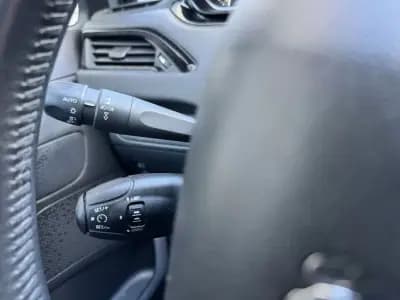 Sell Peugeot 208 2018 - 11900 EUR, 123326 km - AUTO.MOTO.pt