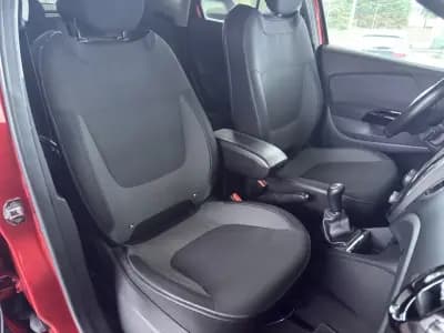 Vendo Renault Captur 2016 - 12250 EUR, 136506 km - AUTO.MOTO.pt