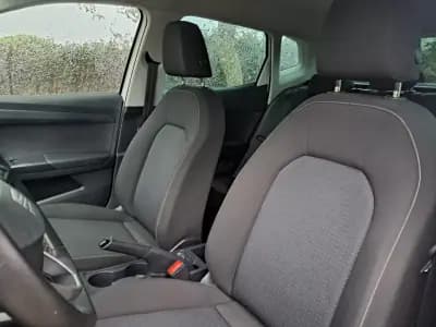 Sell SEAT Arona 2023 - 15990 EUR, 49350 km - AUTO.MOTO.pt