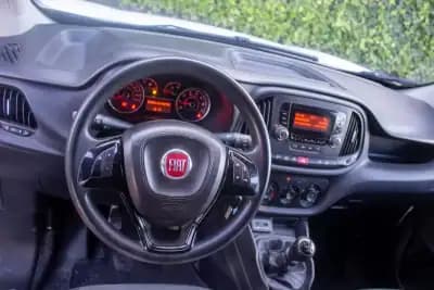 Vendo Fiat Doblo 2017 - 9750 EUR, 121100 km - AUTO.MOTO.pt