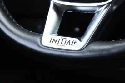 Vendo Renault Captur 2020 - 17900 EUR, 131971 km - AUTO.MOTO.pt