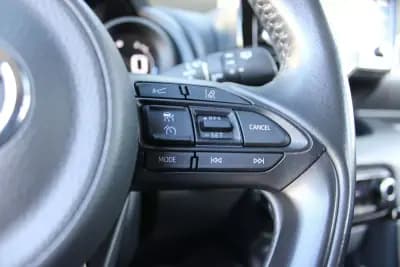 Sell Toyota Yaris 2021 - 19900 EUR, 74773 km - AUTO.MOTO.pt