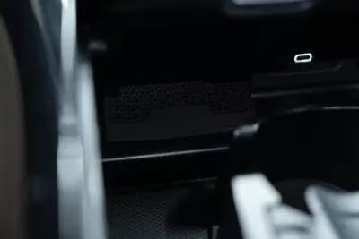 Vendo Mercedes-Benz C 300 2022 - 42950 EUR, 63000 km - AUTO.MOTO.pt