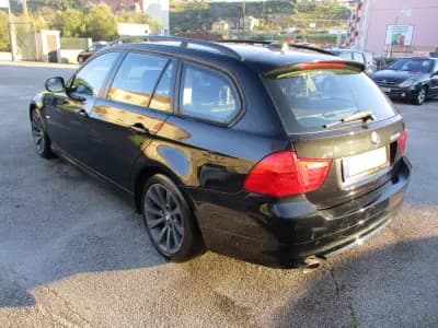 Vendo BMW 320 2009 - 8900 EUR, 236000 km - AUTO.MOTO.pt