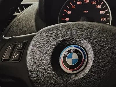 Vendo BMW 118 2009 - 12990 EUR, 187000 km - AUTO.MOTO.pt