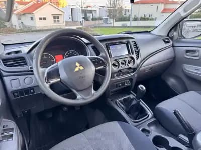 Sell Mitsubishi L200 2016 - 18500 EUR, 327000 km - AUTO.MOTO.pt