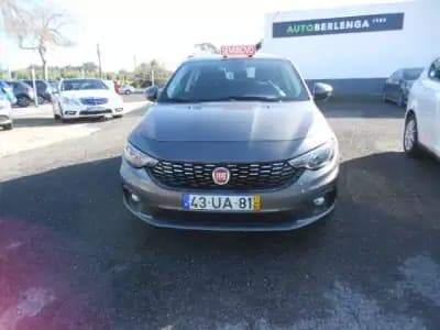 Sell Fiat Tipo 2017 - 12900 EUR, 79826 km - AUTO.MOTO.pt