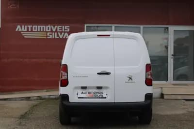 Vendo Peugeot Partner 2021 - 14250 EUR, 105000 km - AUTO.MOTO.pt