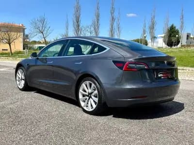 Vendo Tesla Model 3 2019 - 23990 EUR, 73000 km - AUTO.MOTO.pt