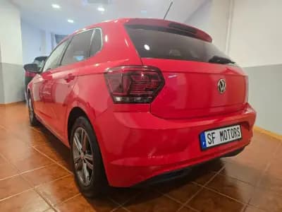 Vendo Volkswagen Polo 2018 - 16480 EUR, 138507 km - AUTO.MOTO.pt