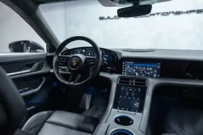 Sell Porsche Taycan 2020 - 76950 EUR, 45000 km - AUTO.MOTO.pt