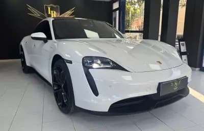 Vendo Porsche Taycan 2021 - 67000 EUR, 60000 km - AUTO.MOTO.pt