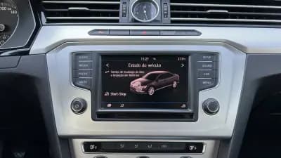 Vendo Volkswagen Passat 2018 - 16499 EUR, 183121 km - AUTO.MOTO.pt