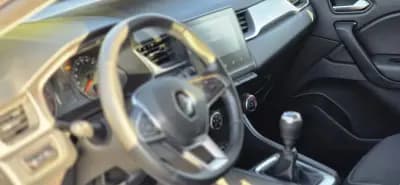 Sell Renault Captur 2023 - 18680 EUR, 30124 km - AUTO.MOTO.pt